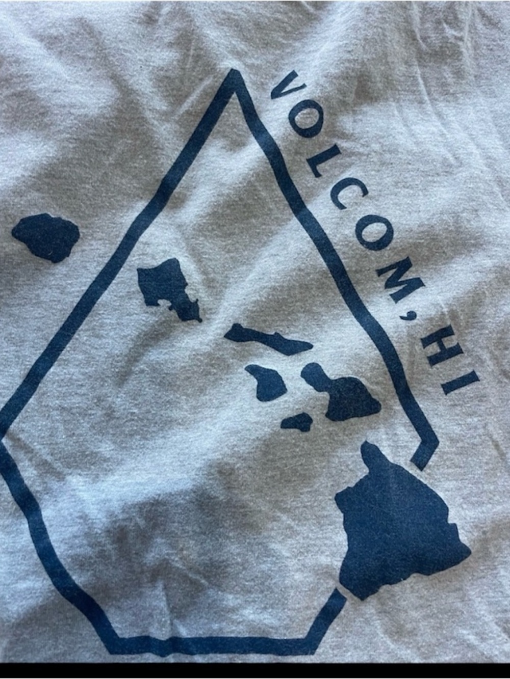 🔥Ts 3/$15 or 5/$20 Volcom Youth Large Hawaii Surf Shirt, Ironed & Ready to Go!
